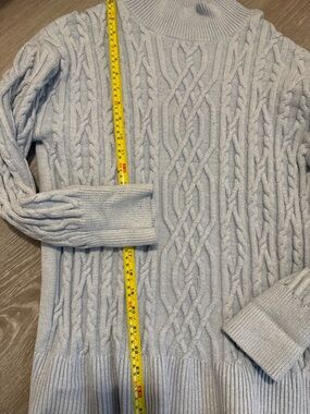 Tahari Light Gray Ribbed Turtleneck Sweater